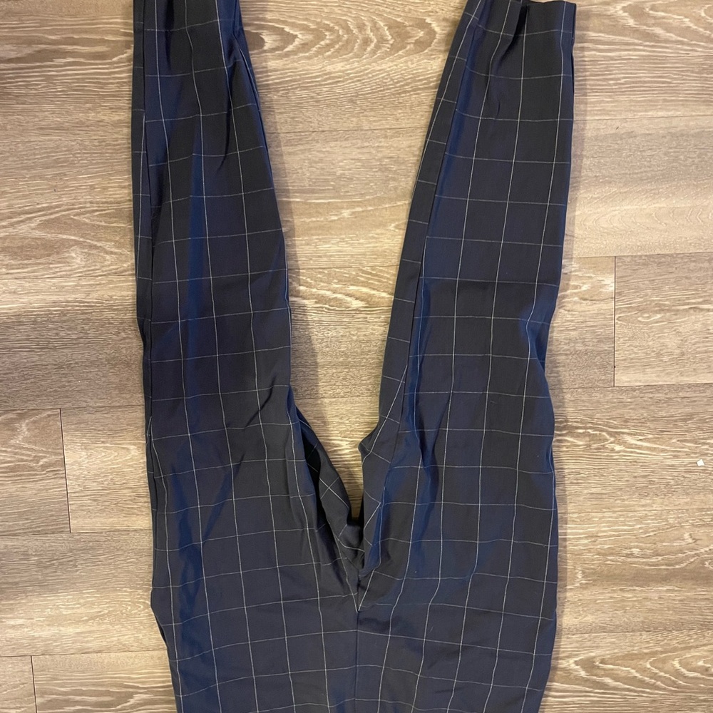 A new day crop pants, size 14